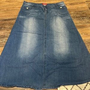 Long Style J denim skirt